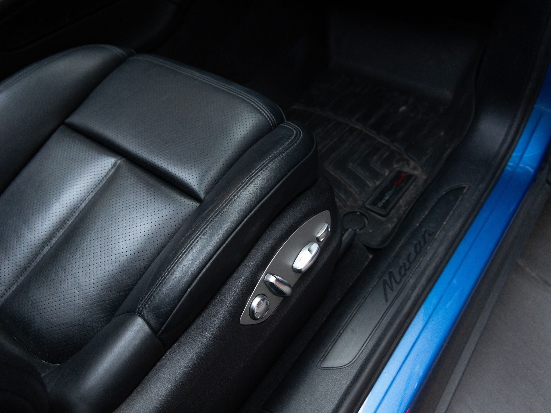 2021 Porsche Macan Macan