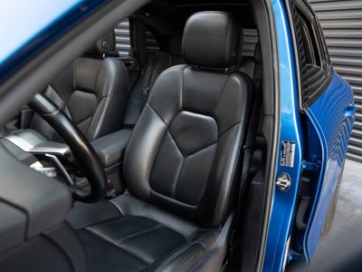 2021 Porsche Macan Macan