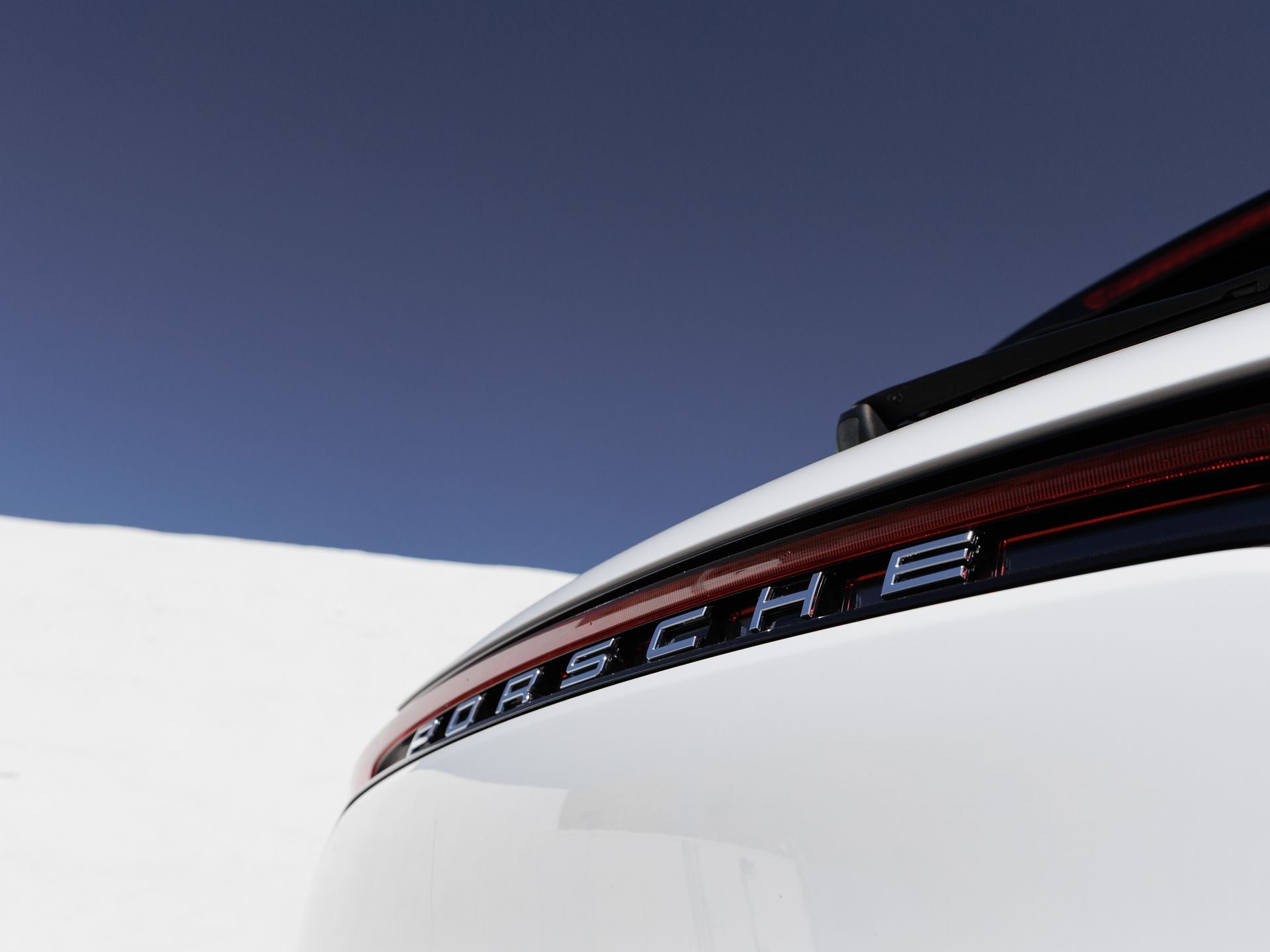 2023 Porsche Macan Macan (MY23)