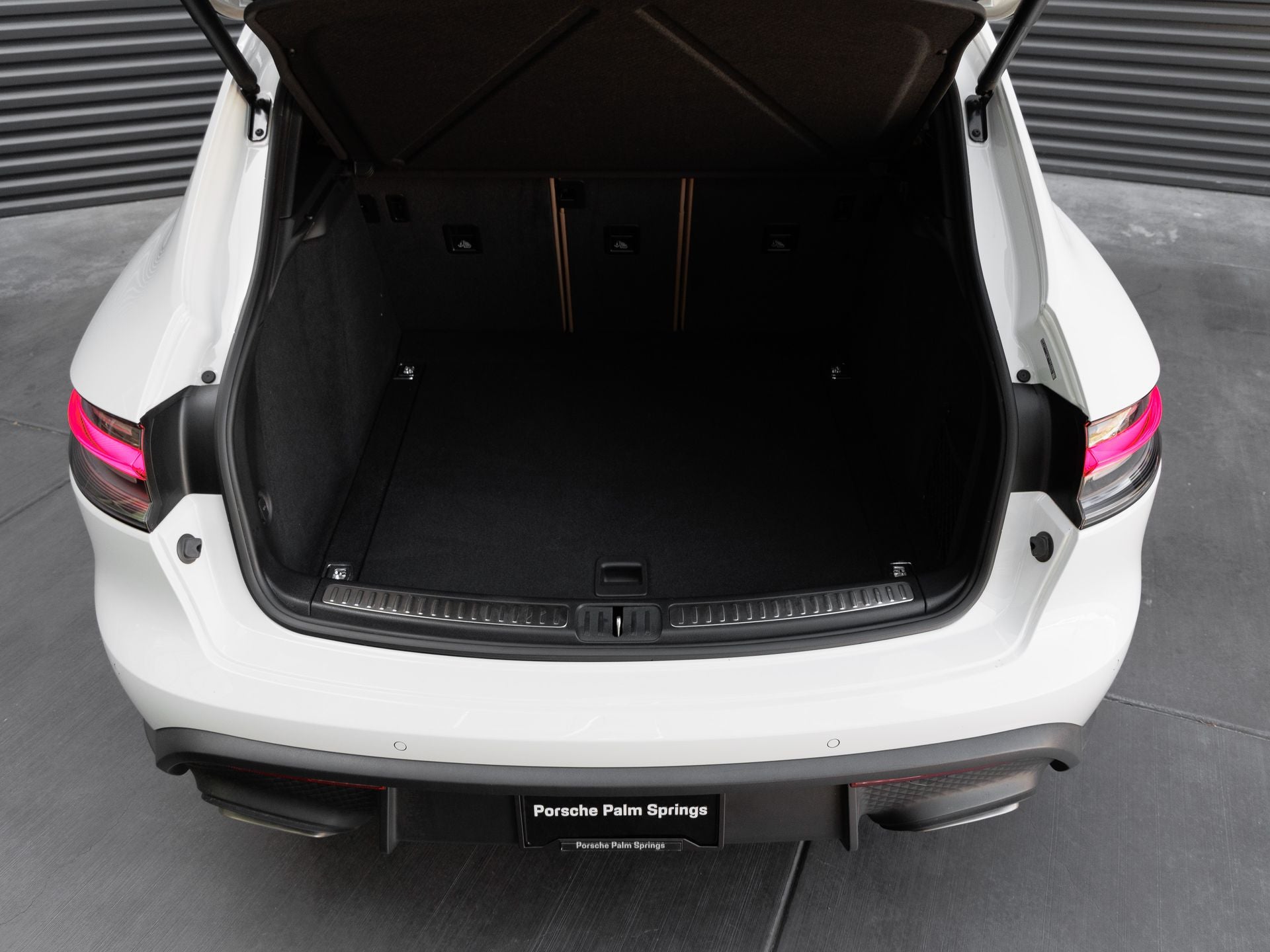 2023 Porsche Macan Macan (MY23)