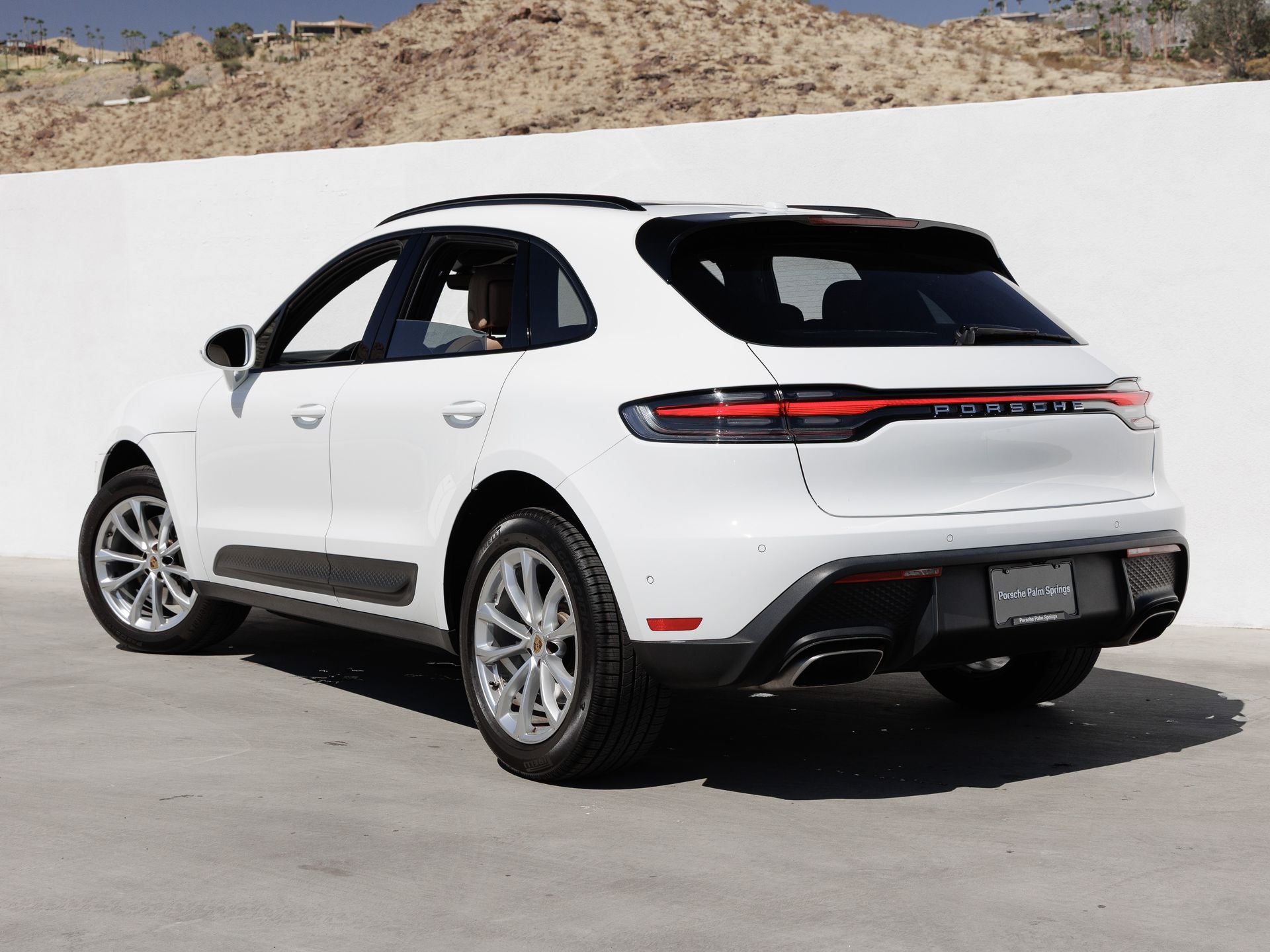 2023 Porsche Macan Macan (MY23)