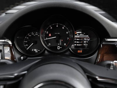 2023 Porsche Macan Macan (MY23)