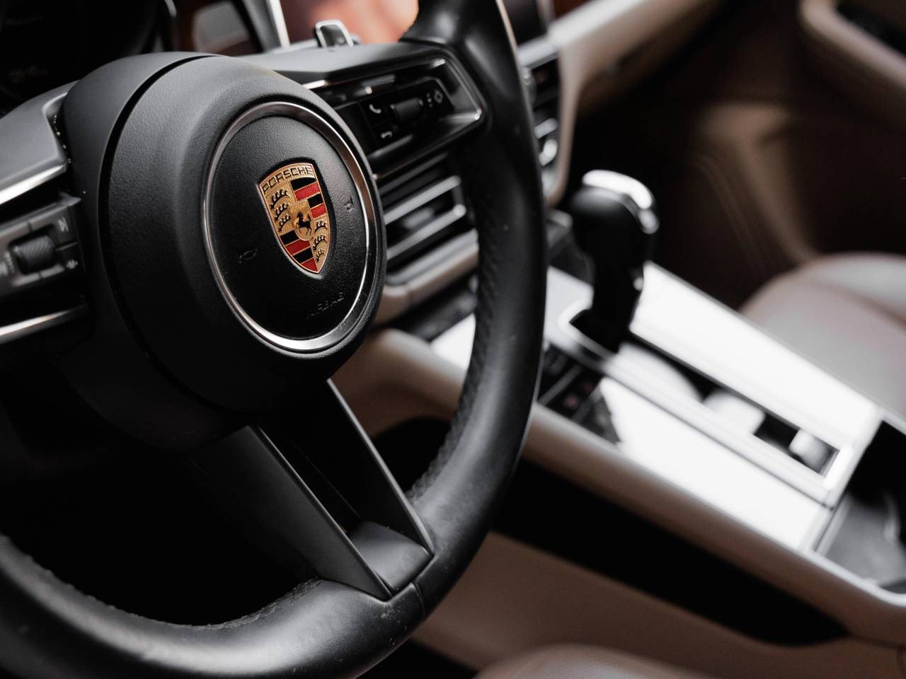 2023 Porsche Macan Macan (MY23)