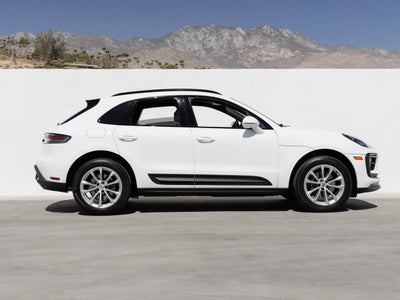 2023 Porsche Macan Macan (MY23)
