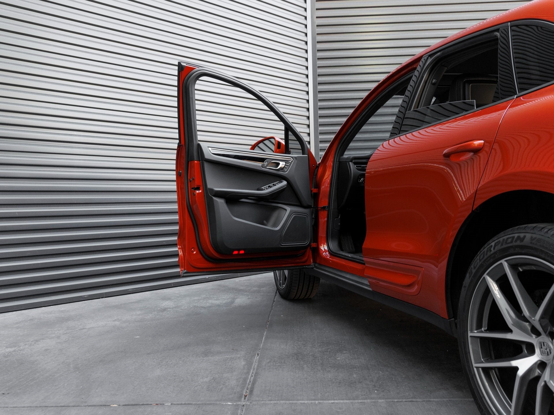 2023 Porsche Macan Macan (MY23)