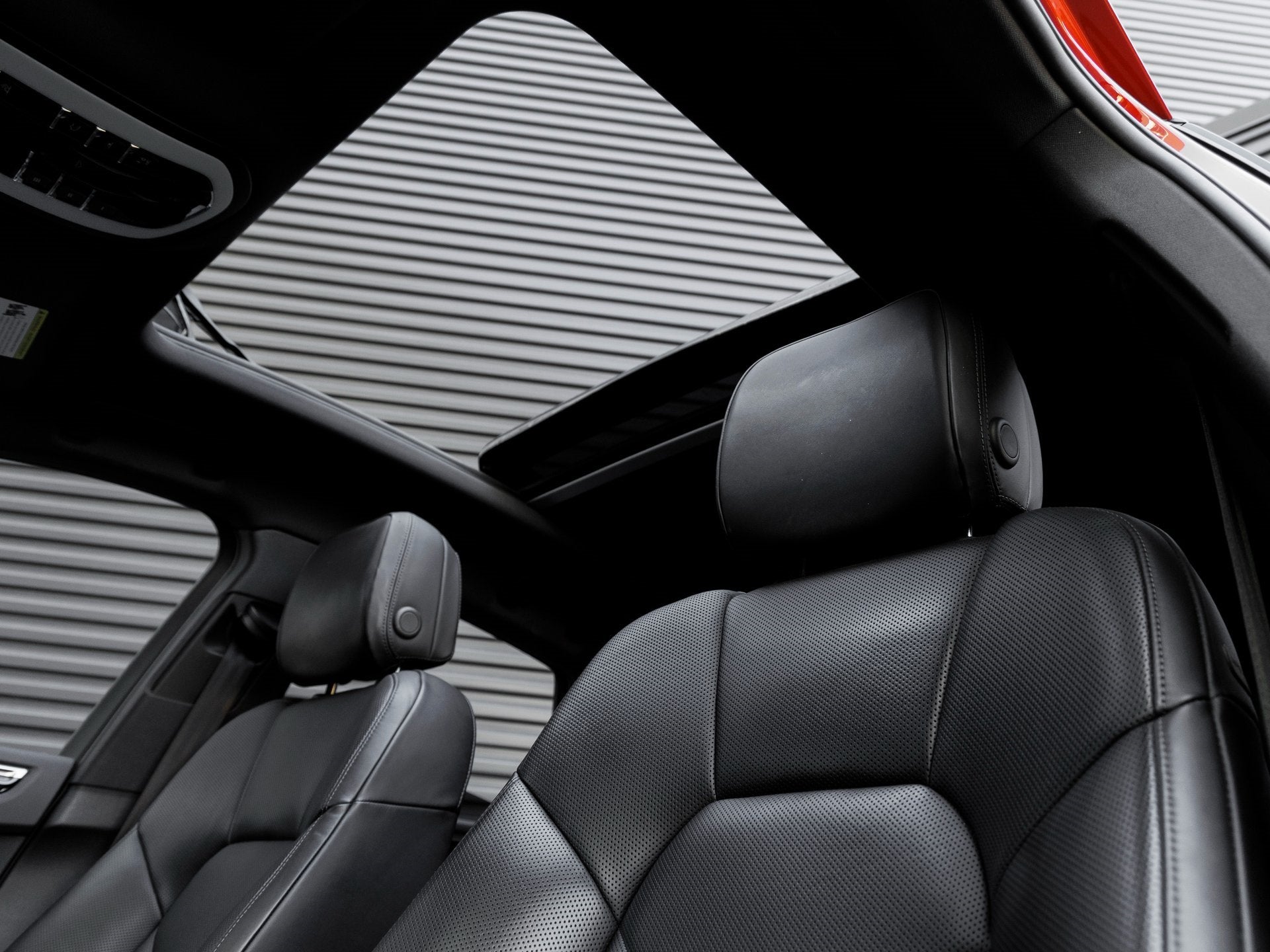 2023 Porsche Macan Macan (MY23)