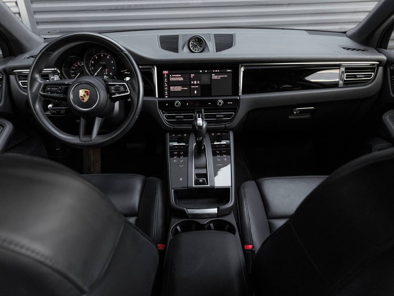 2023 Porsche Macan Macan (MY23)