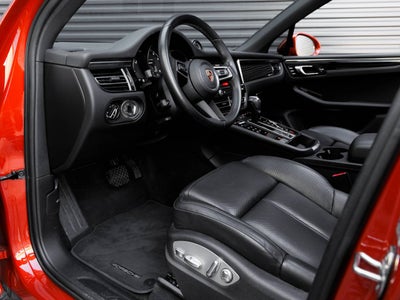 2023 Porsche Macan Macan (MY23)