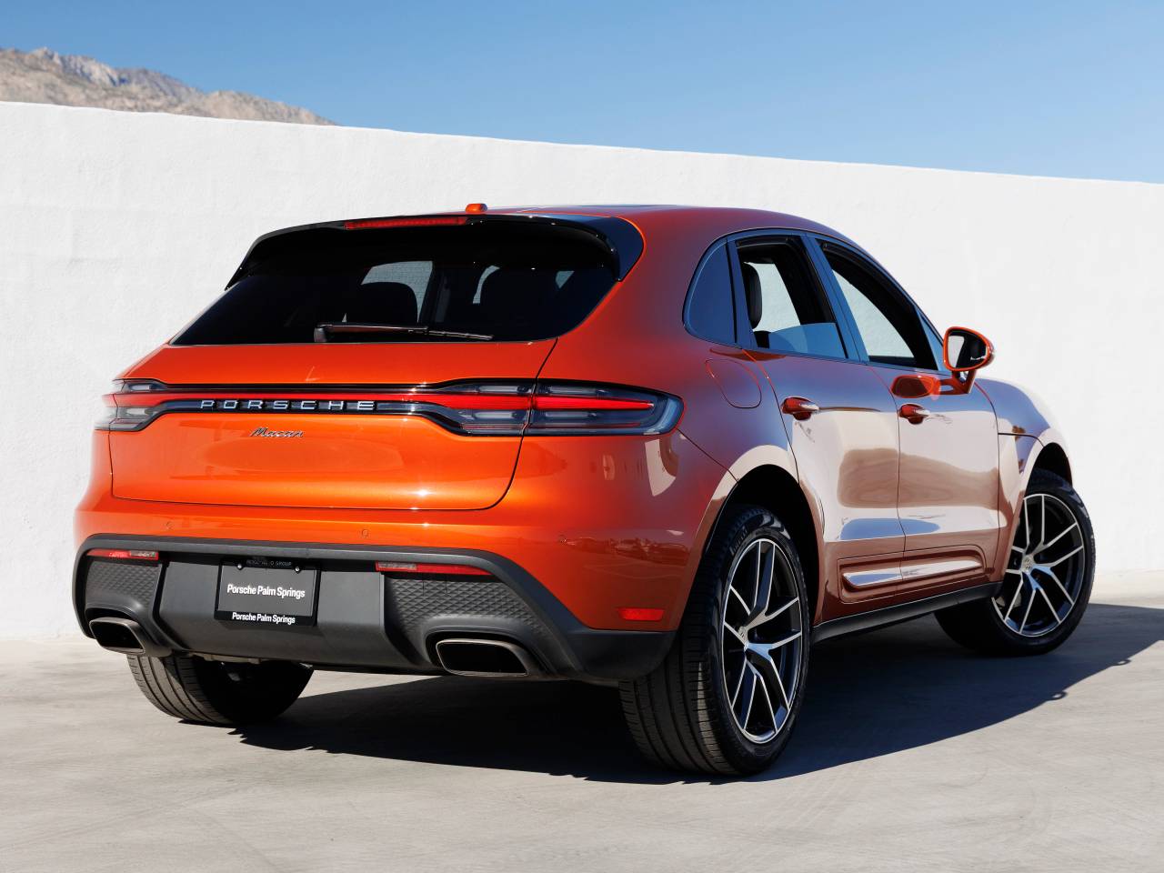 2023 Porsche Macan Macan (MY23)