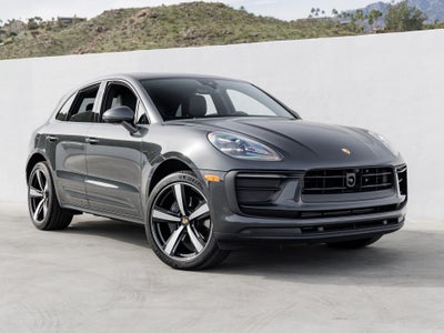 2025 Porsche Macan Macan