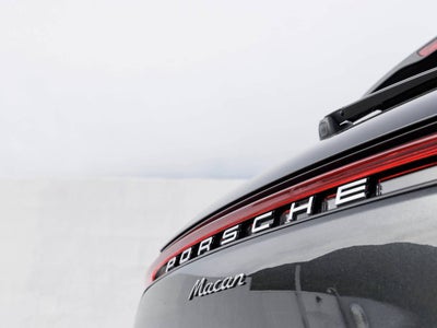 2025 Porsche Macan Macan