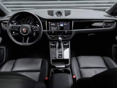 2025 Porsche Macan Macan