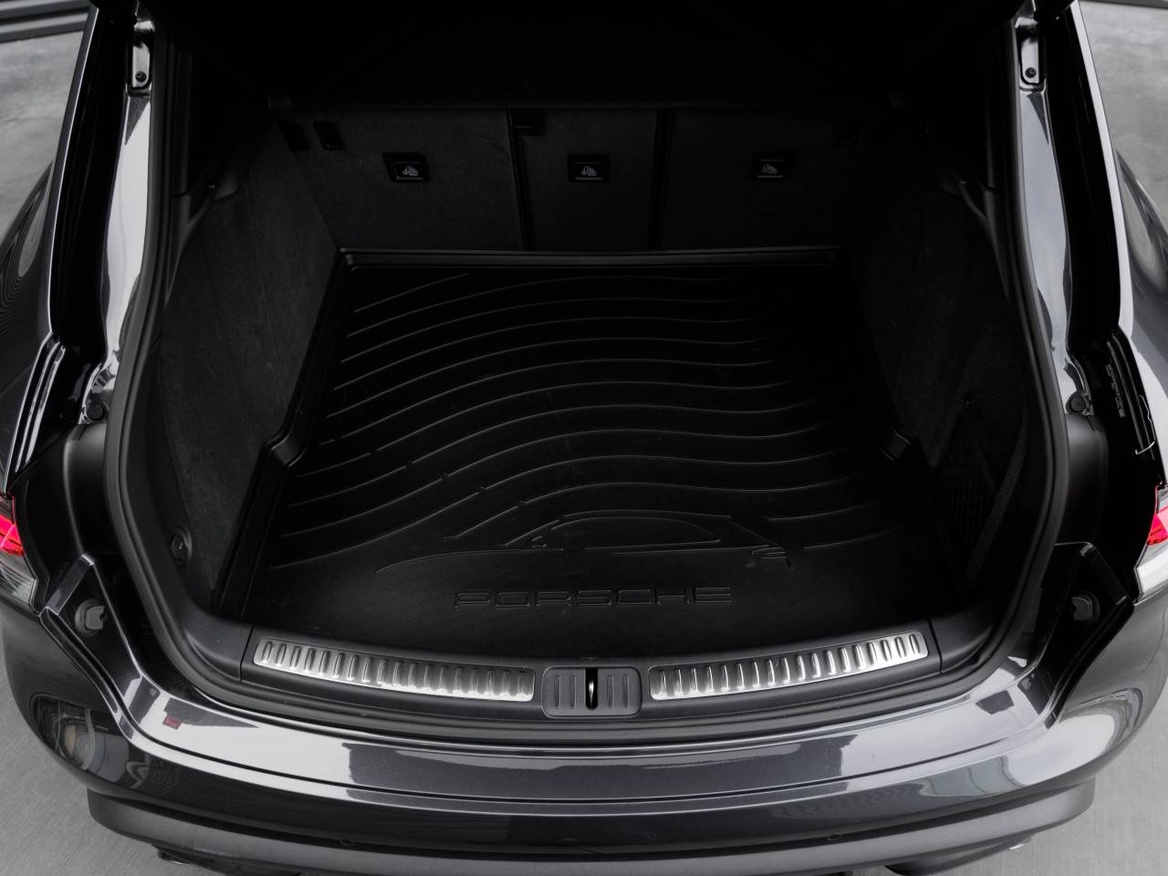 2025 Porsche Macan Macan