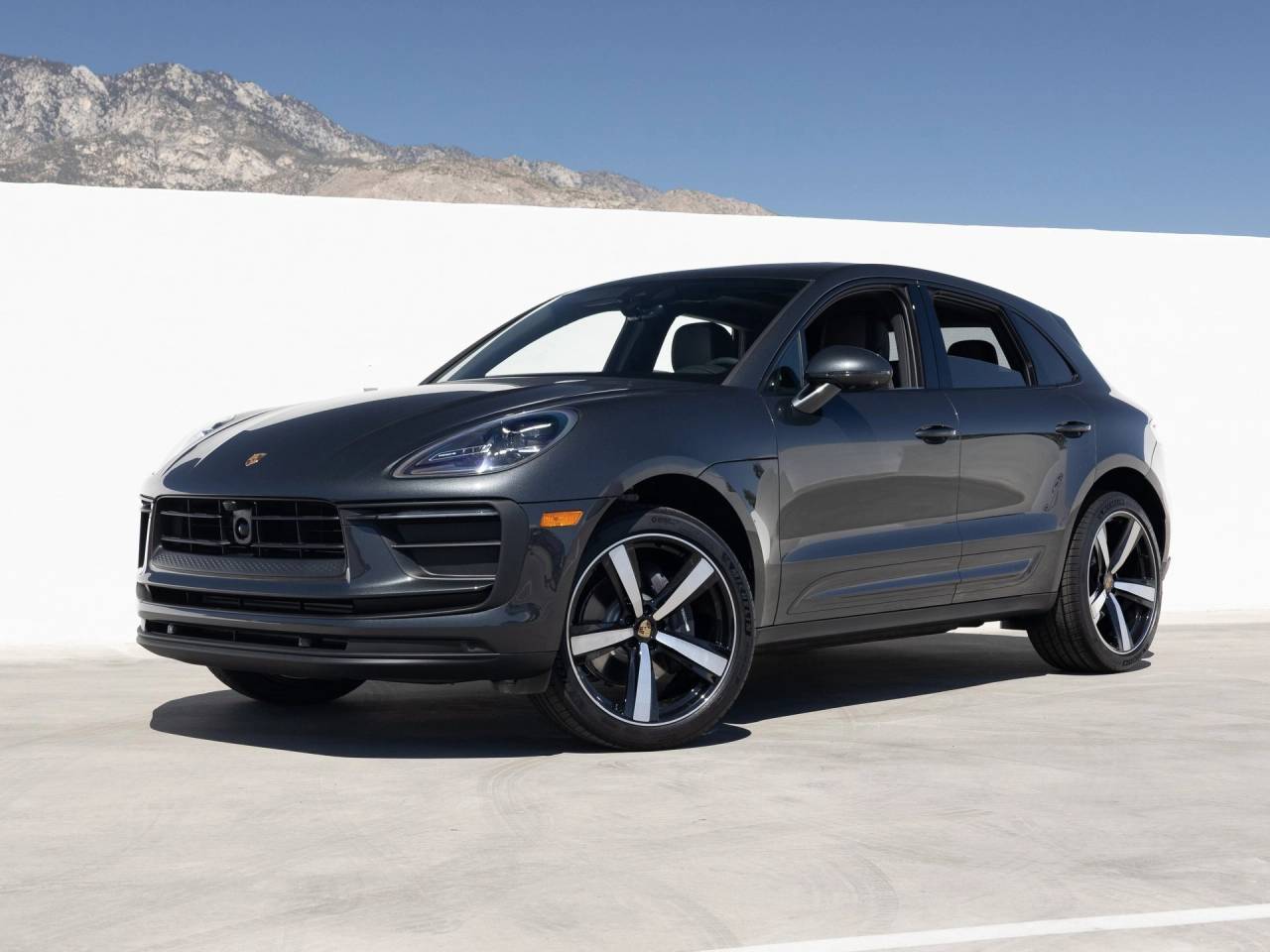 2025 Porsche Macan Macan