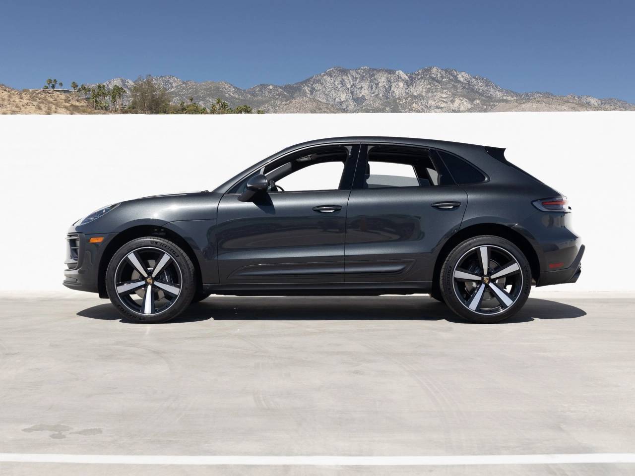 2025 Porsche Macan Macan