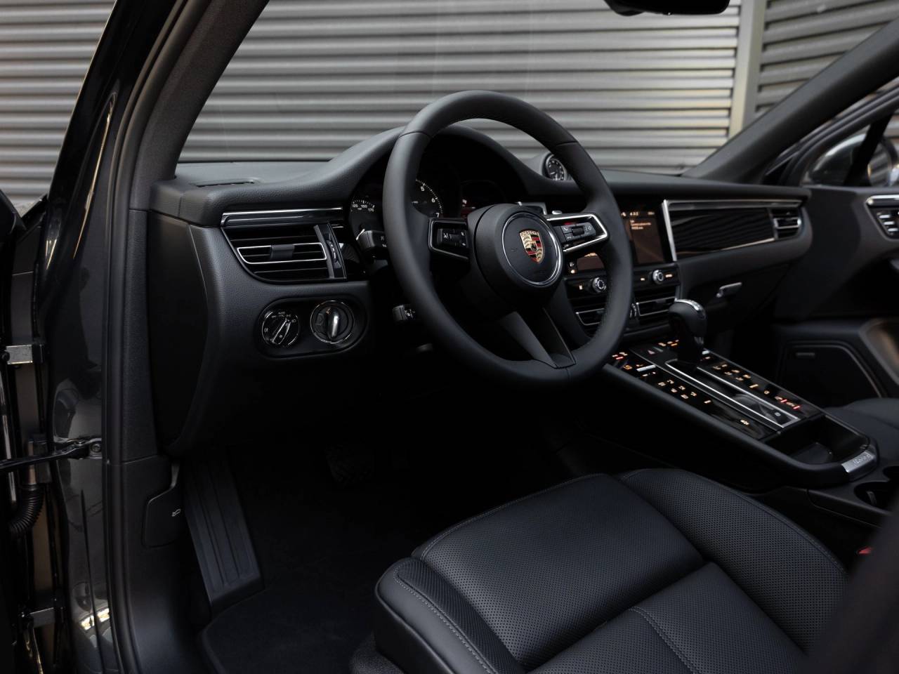 2025 Porsche Macan Macan