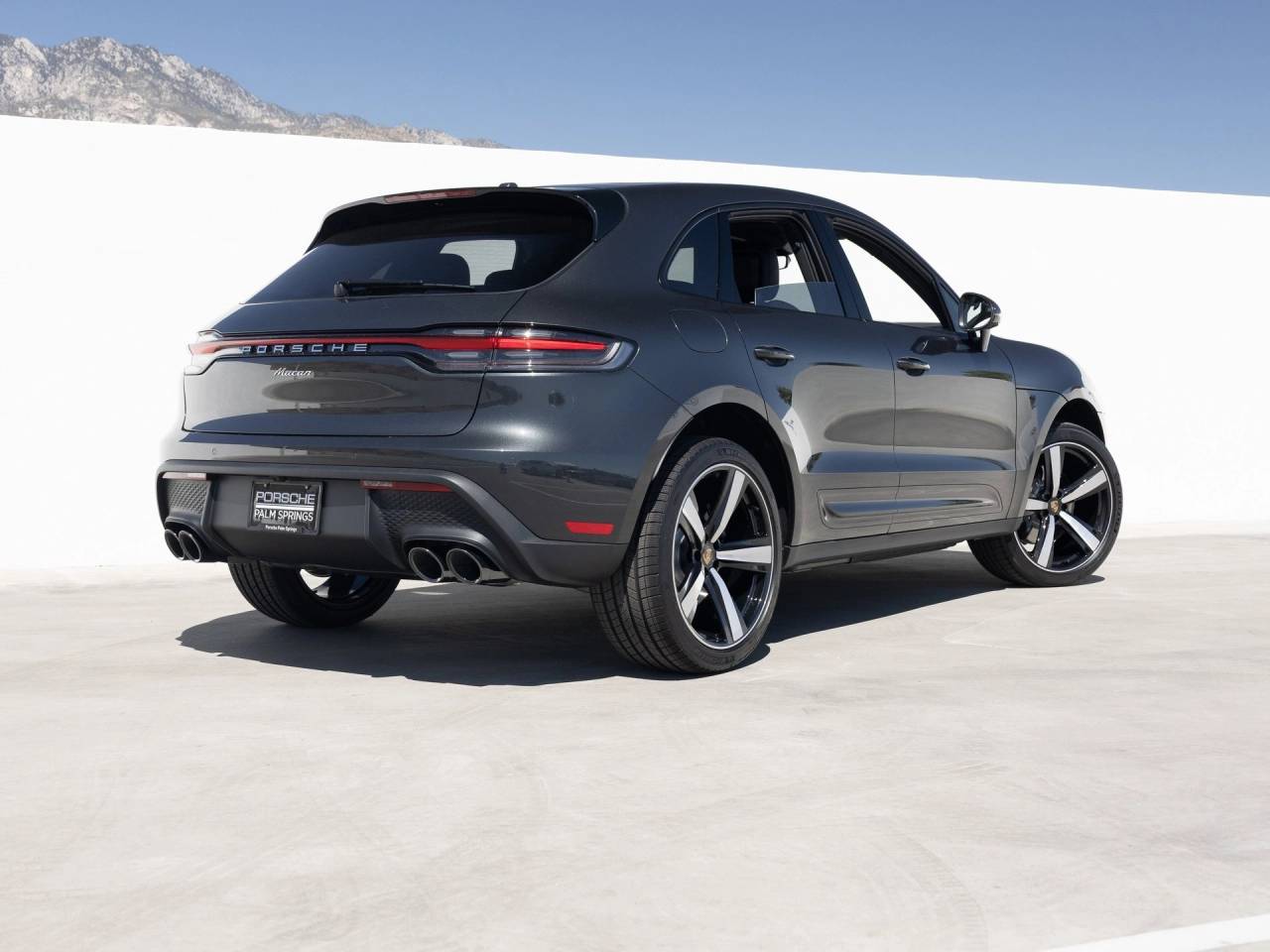 2025 Porsche Macan Macan