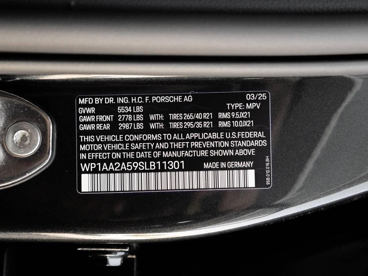 2025 Porsche Macan Macan