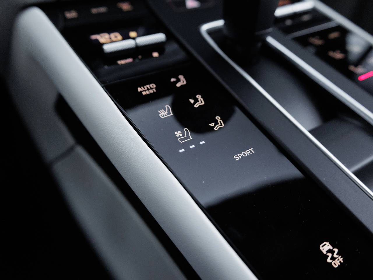 2025 Porsche Macan Macan