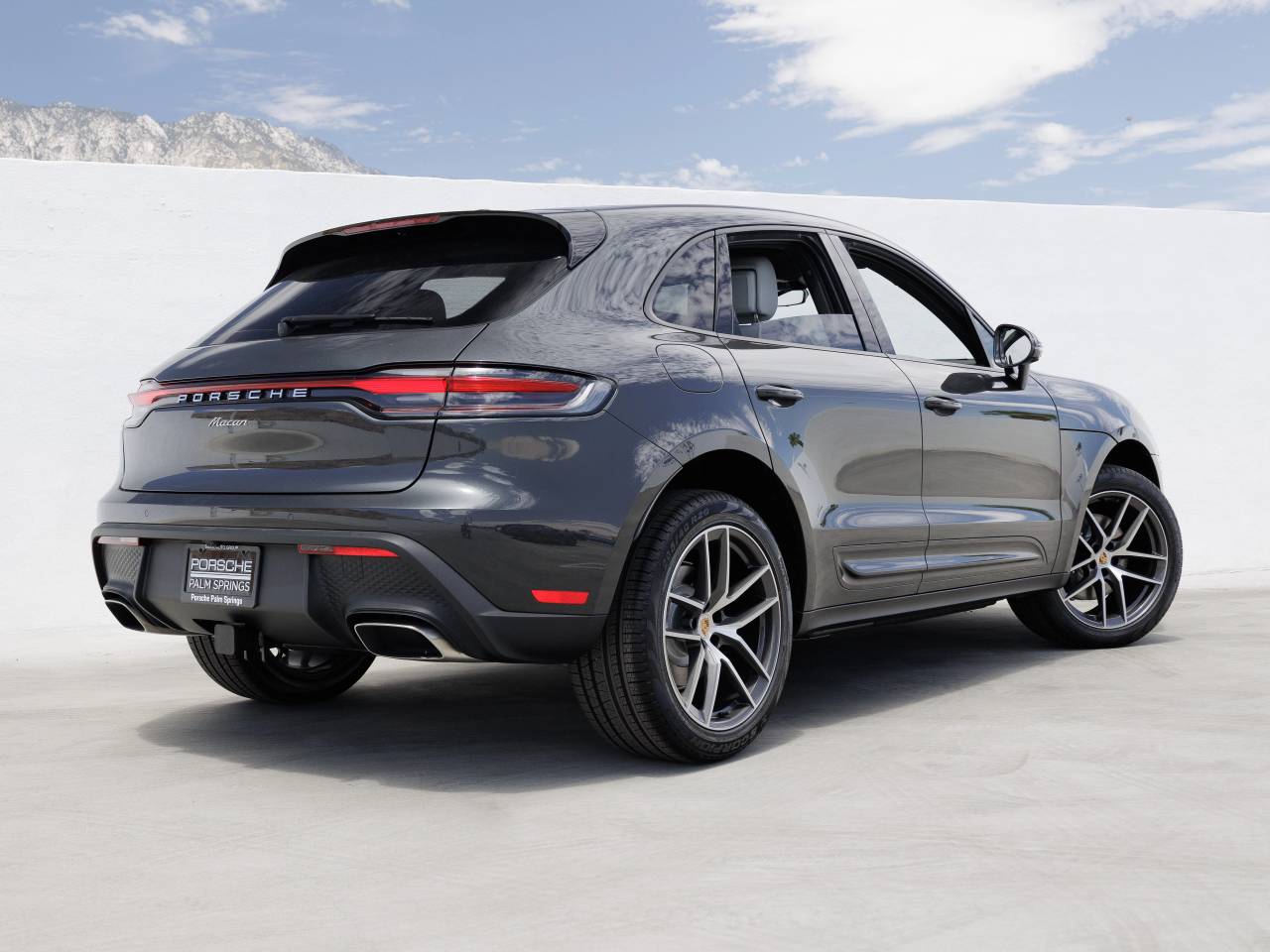 2025 Porsche Macan Macan