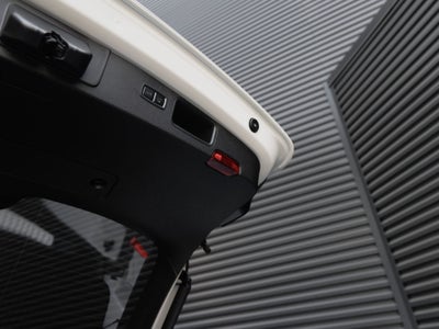 2026 Porsche Macan Macan T