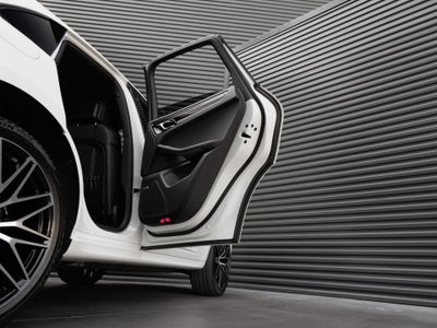2026 Porsche Macan Macan T