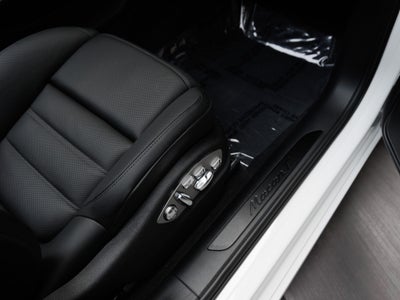 2026 Porsche Macan Macan T