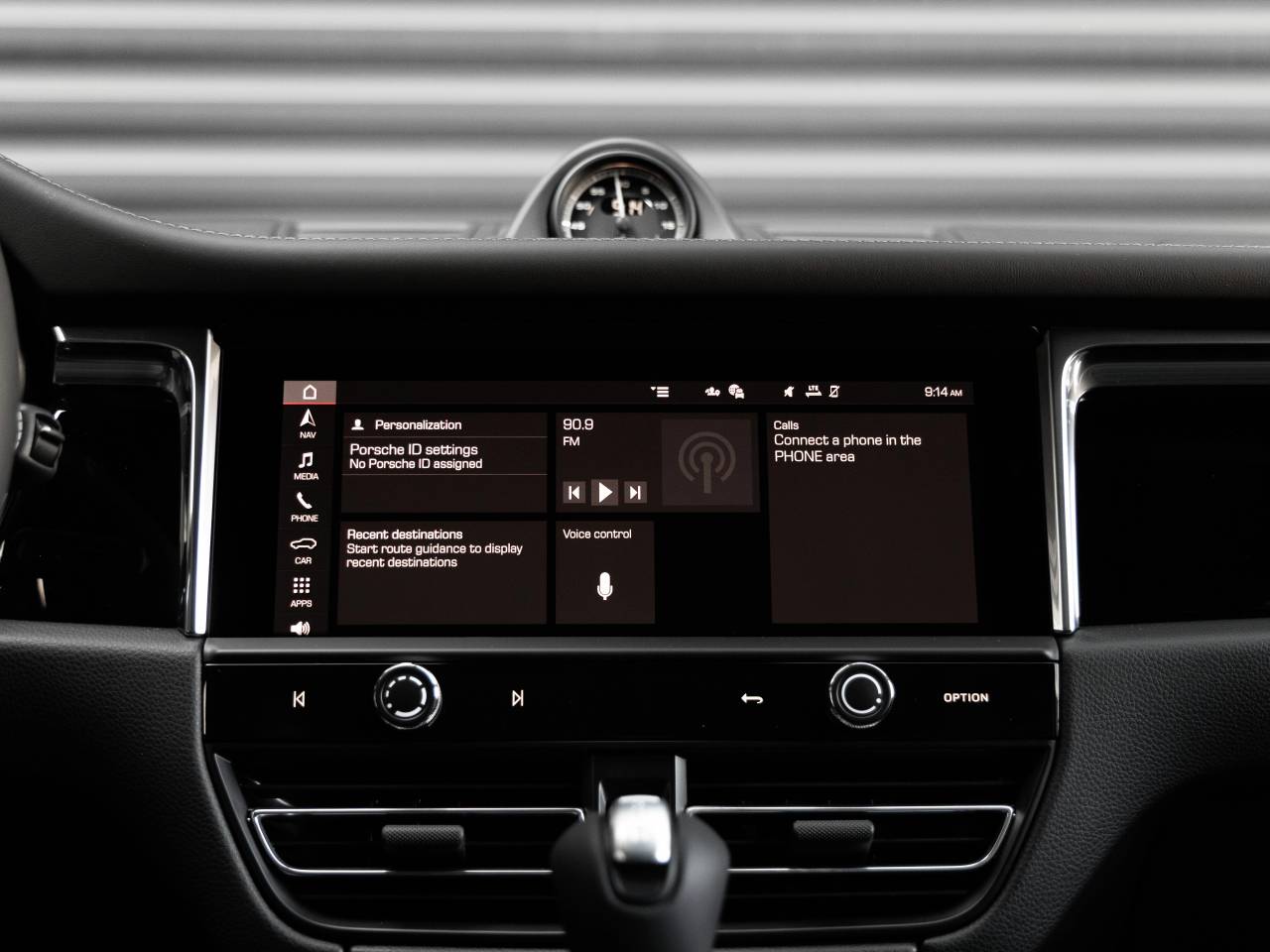 2026 Porsche Macan Macan T