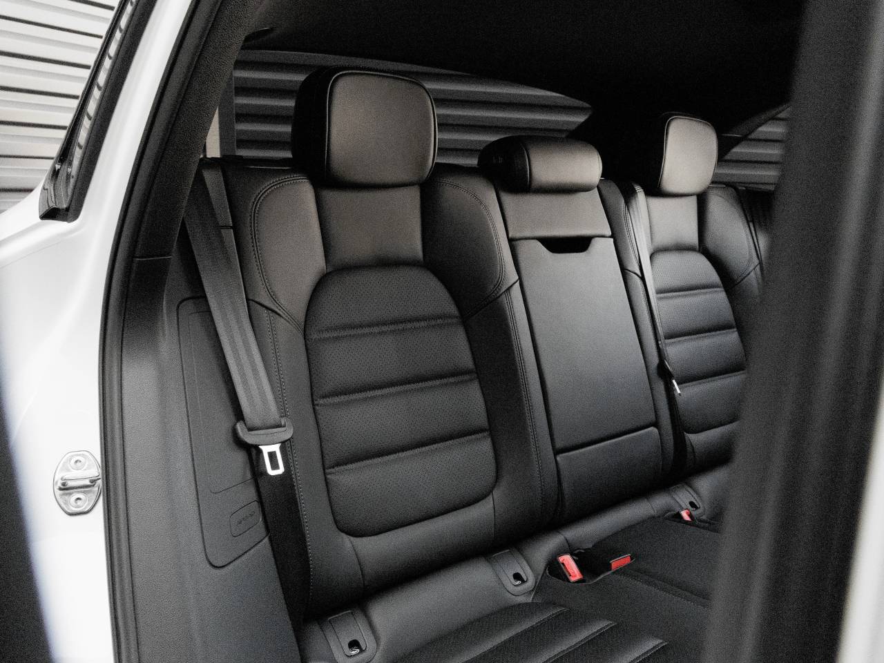 2026 Porsche Macan Macan T