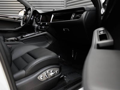 2026 Porsche Macan Macan T
