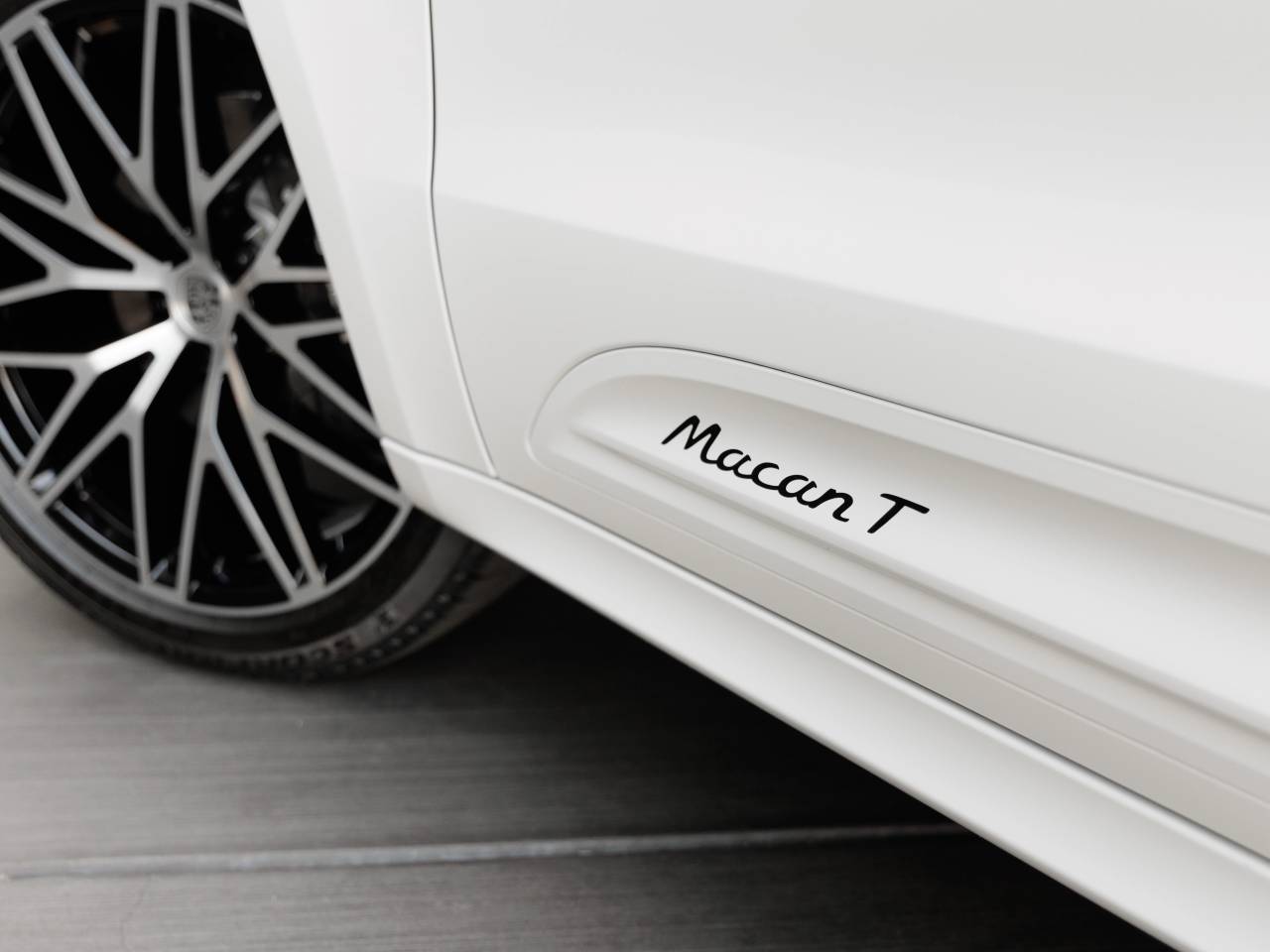 2026 Porsche Macan Macan T