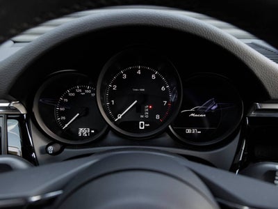 2025 Porsche Macan Macan