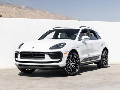 2026 Porsche Macan Base