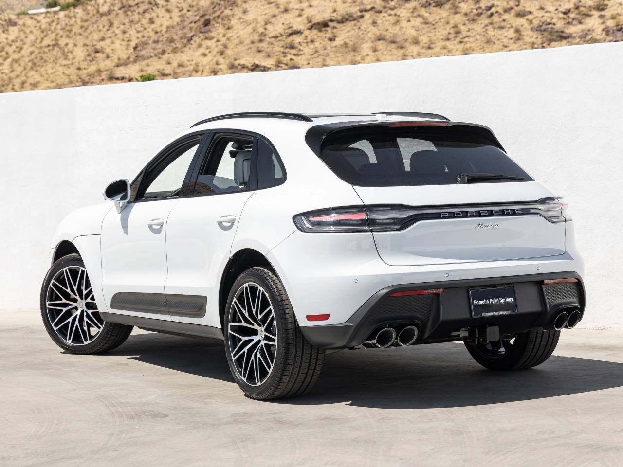 2026 Porsche Macan Base