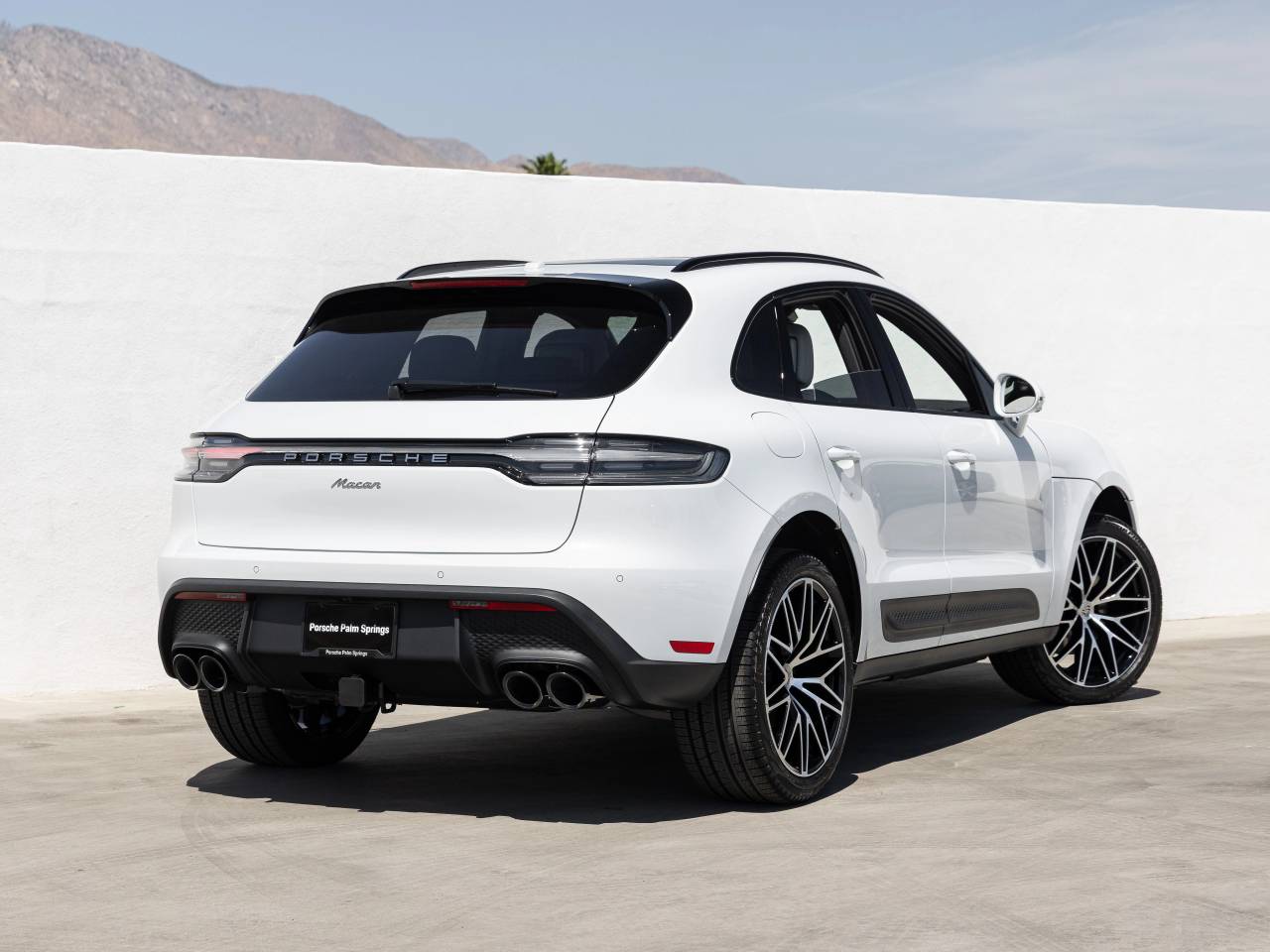 2026 Porsche Macan Base