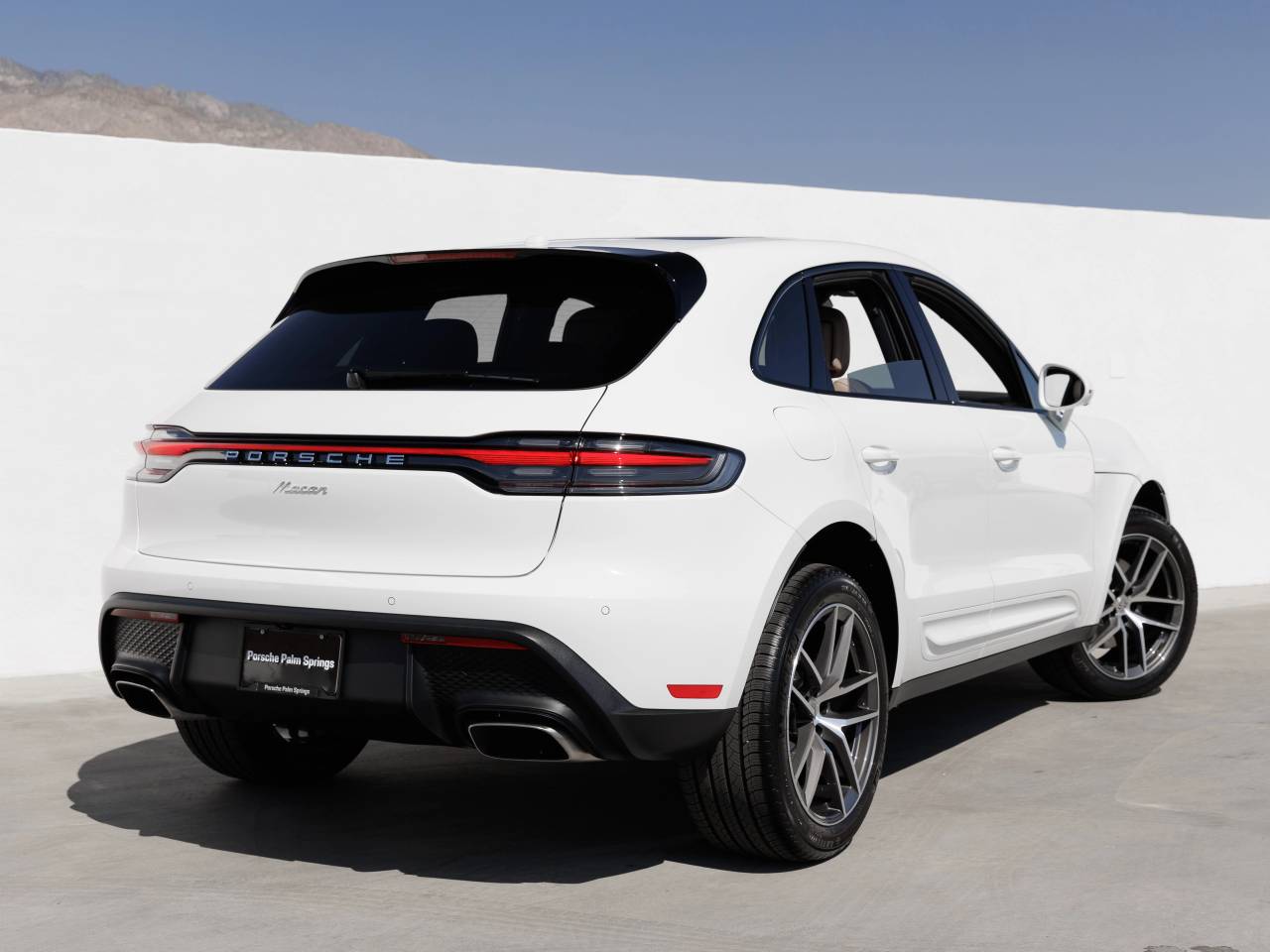 2026 Porsche Macan Macan