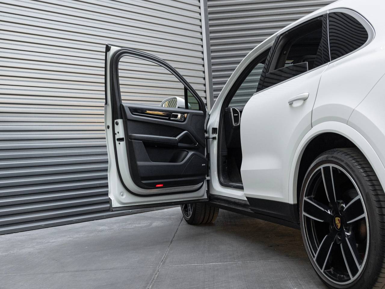 2023 Porsche Cayenne Cayenne (MY23)