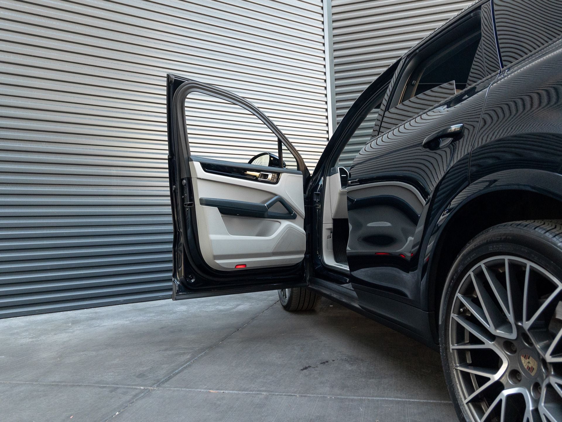 2023 Porsche Cayenne Cayenne (MY23)