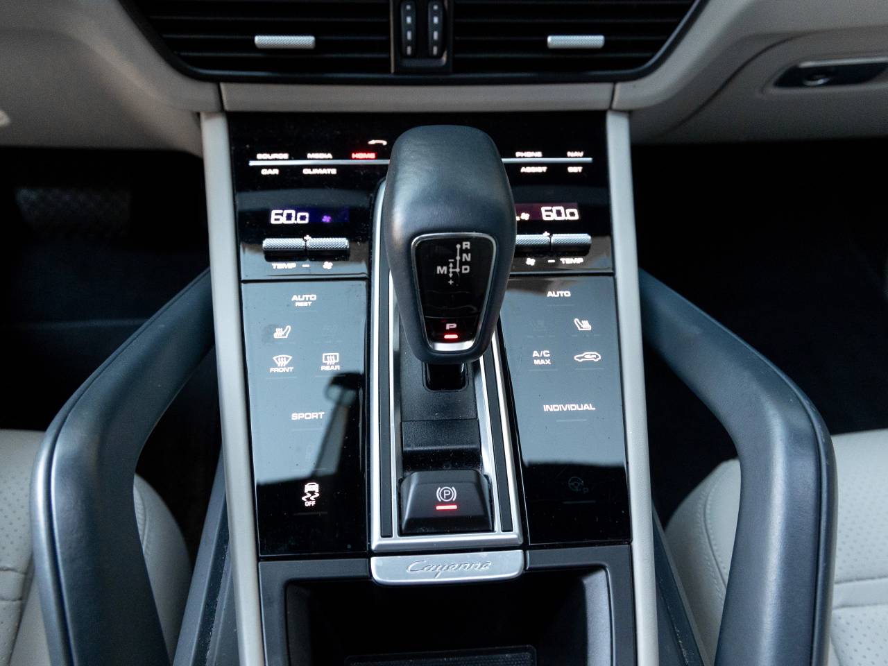 2023 Porsche Cayenne Cayenne (MY23)