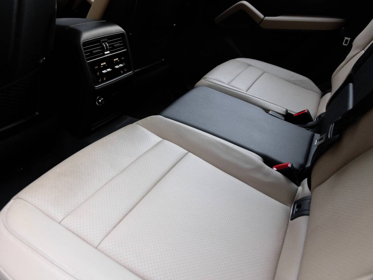 2025 Porsche Cayenne Cayenne