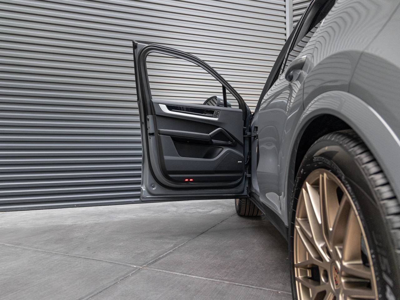 2026 Porsche Cayenne Base