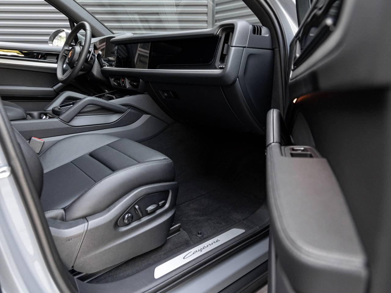 2026 Porsche Cayenne Base