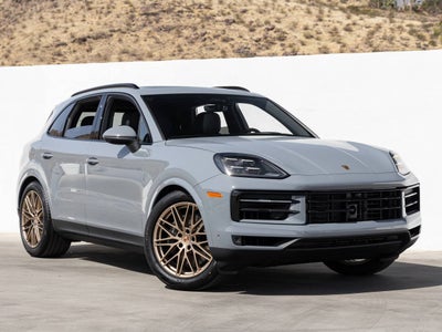 2026 Porsche Cayenne Base