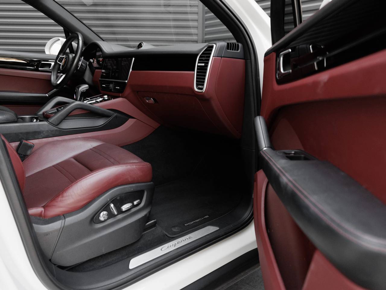 2020 Porsche Cayenne Cayenne