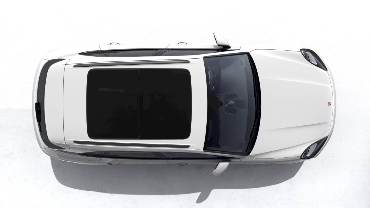 2023 Porsche Cayenne Platinum Edition