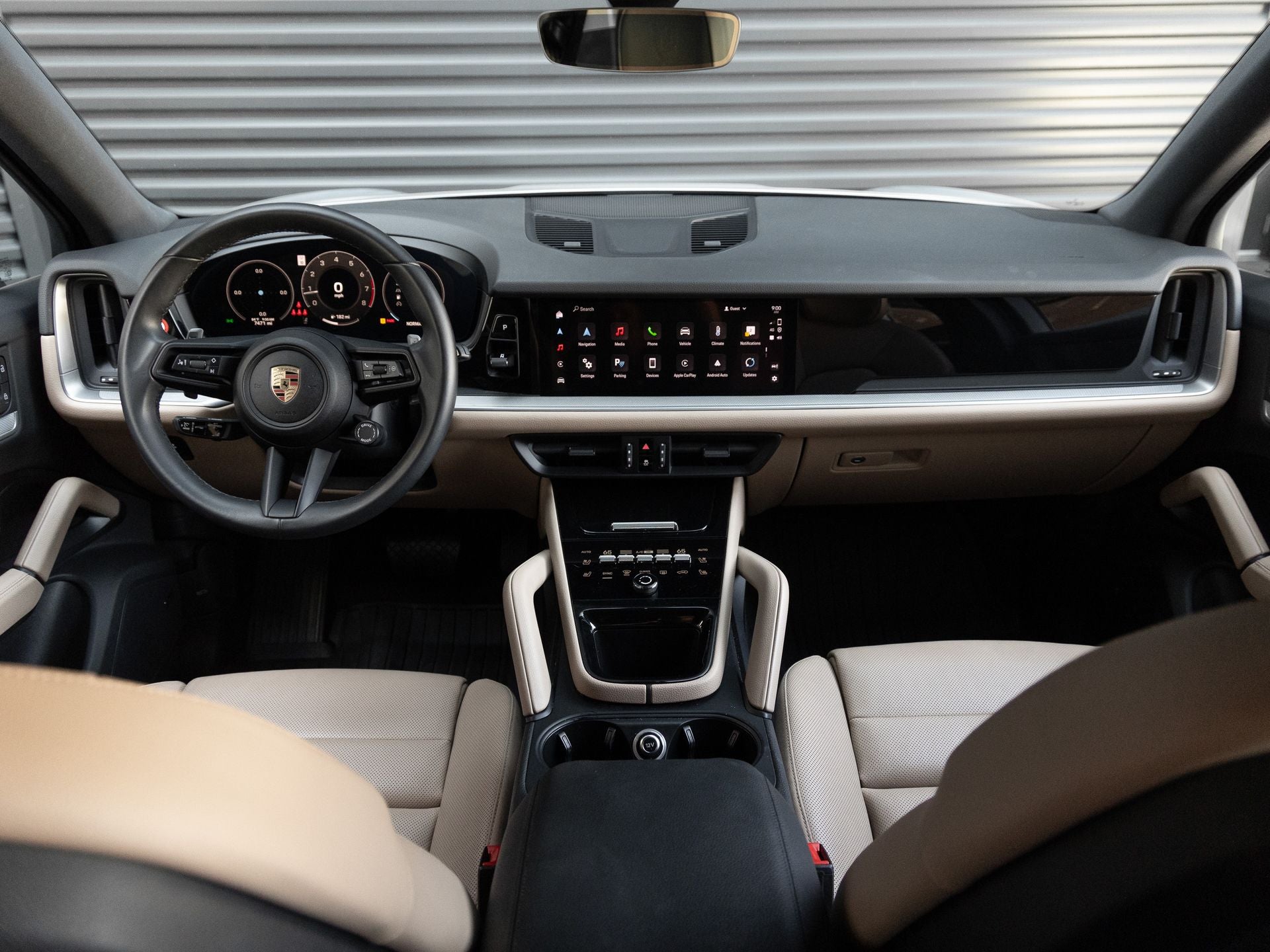 2025 Porsche Cayenne Base