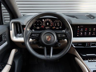 2025 Porsche Cayenne Base