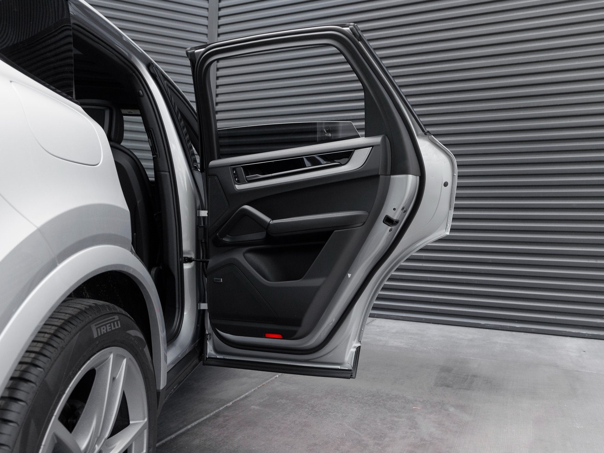 2025 Porsche Cayenne Cayenne