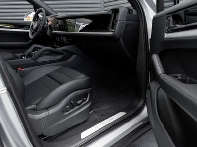 2025 Porsche Cayenne Cayenne