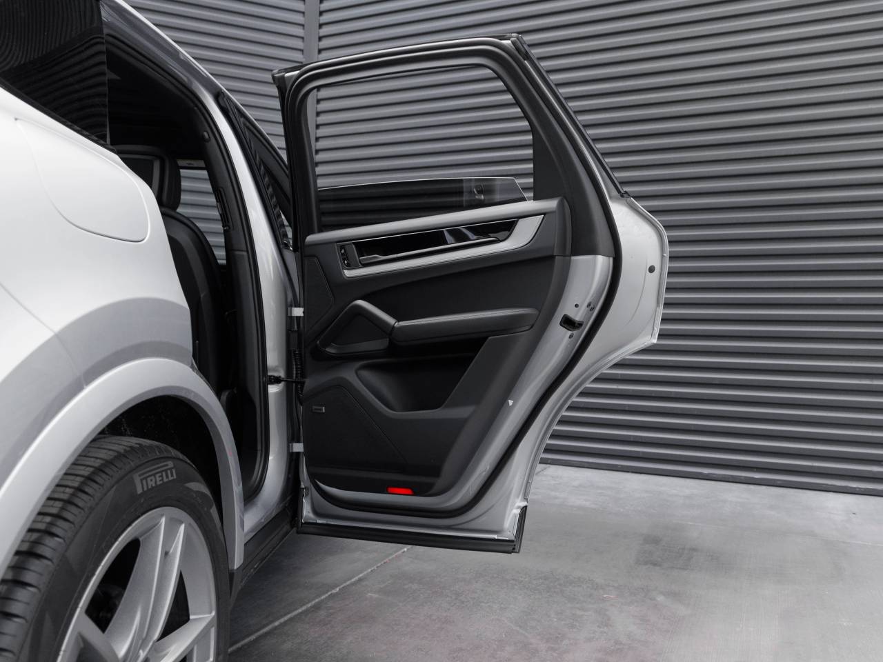 2025 Porsche Cayenne Cayenne